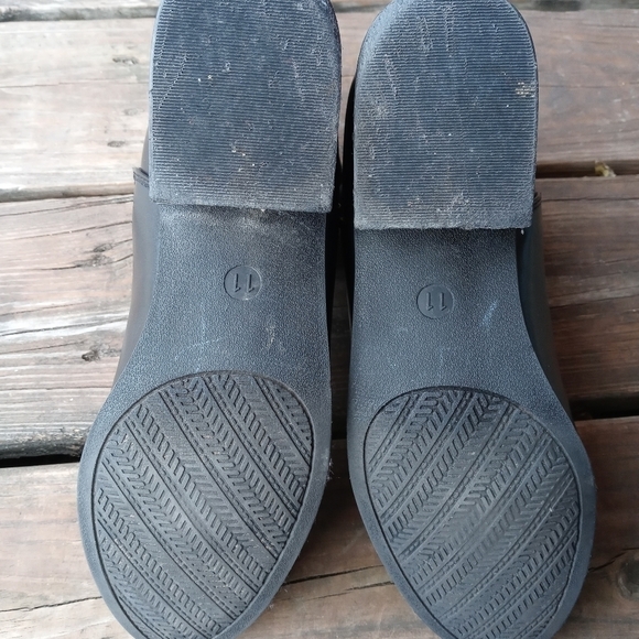 A New Day - Black Pull On 2" Block Heel Black leather Ankle Booties - Size 11 Wo - Picture 8 of 8